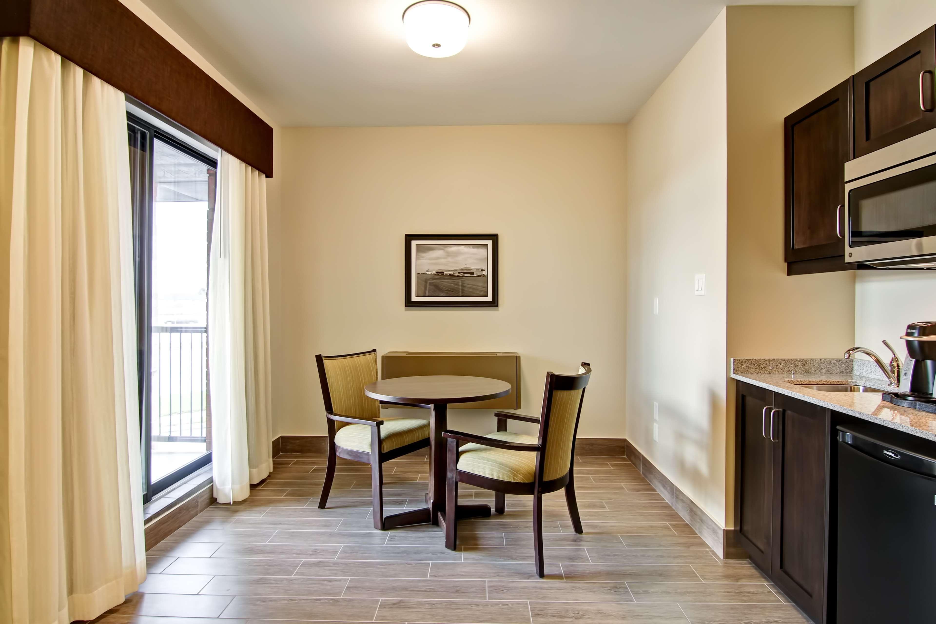 Best Western London Airport Inn & Suites Luaran gambar