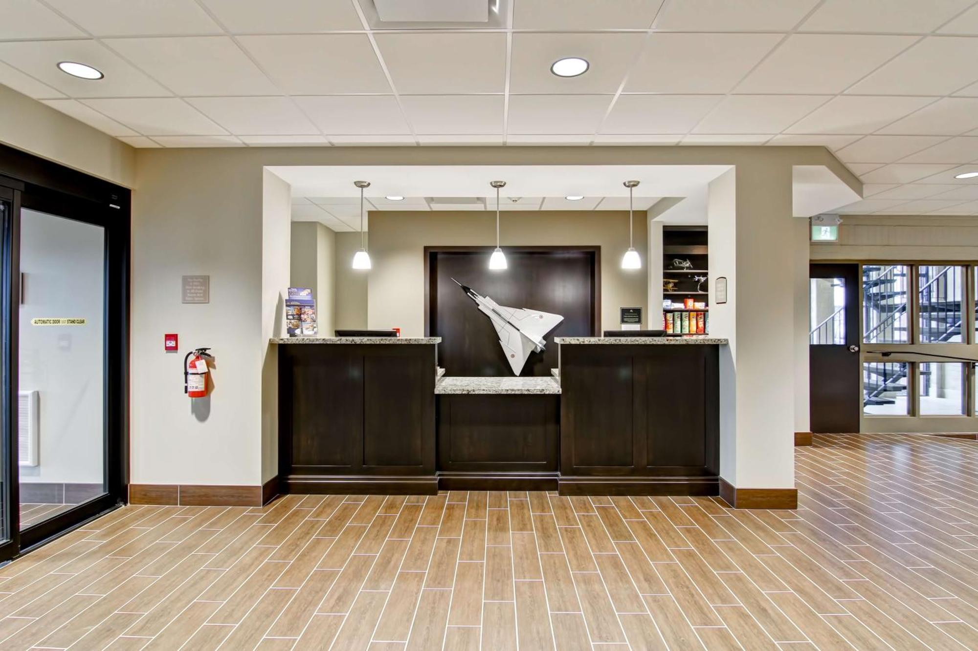 Best Western London Airport Inn & Suites Luaran gambar